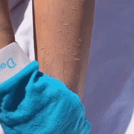 Premium Exfoliating Glove - Smooth, Radiant Skin with Every Use